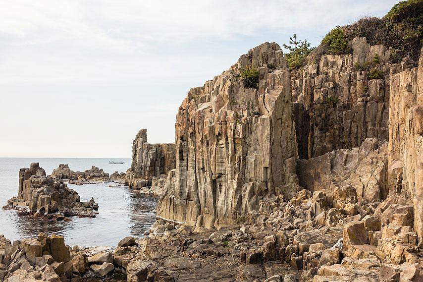 tojinbo cliffs